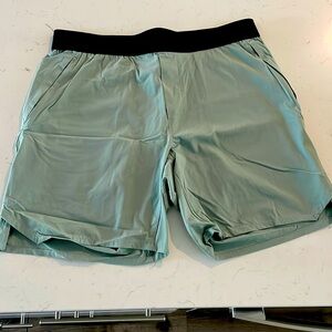 Ten Thousand Tactical Short